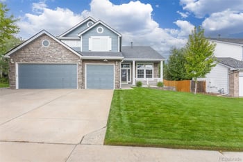 5645 Shawnee St, Aurora, CO 80015