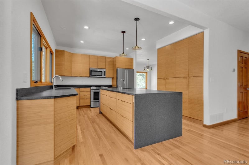 7045 Perry Park Blvd, Larkspur, CO 80118