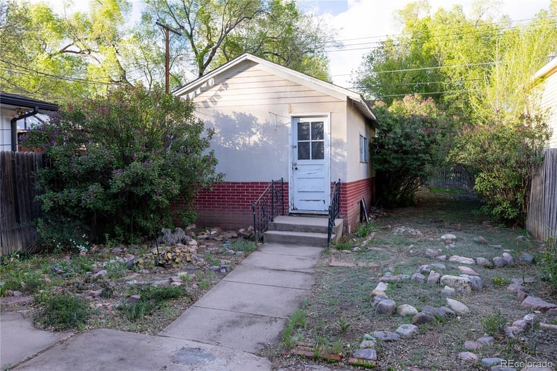 2904 W Platte Ave, Colorado Springs, CO 80904