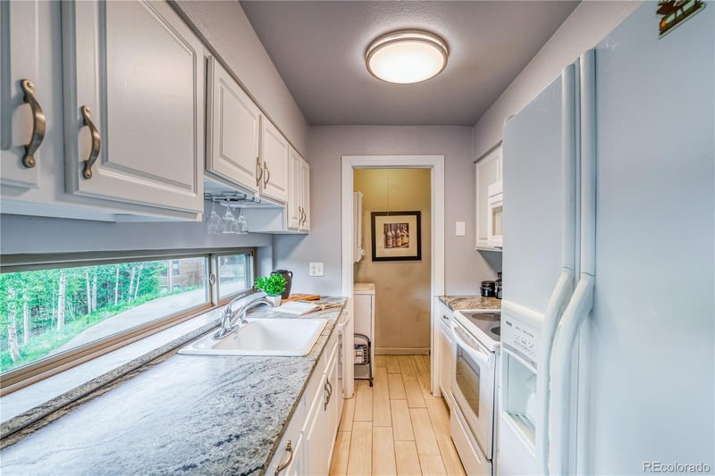 2510 Ryan Gulch Rd #2512, Silverthorne, CO 80498