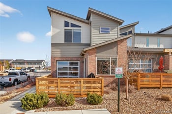 19518 Sunset Cir, Centennial, CO 80015