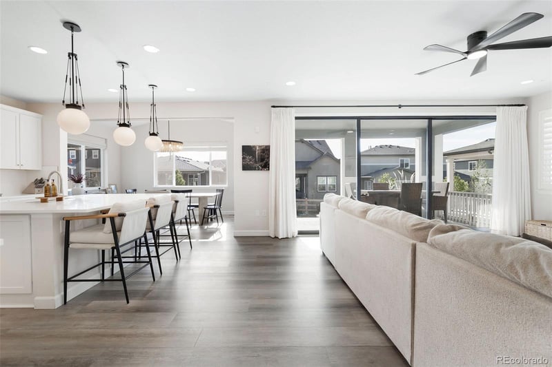 8927 Swan River St, Littleton, CO 80125