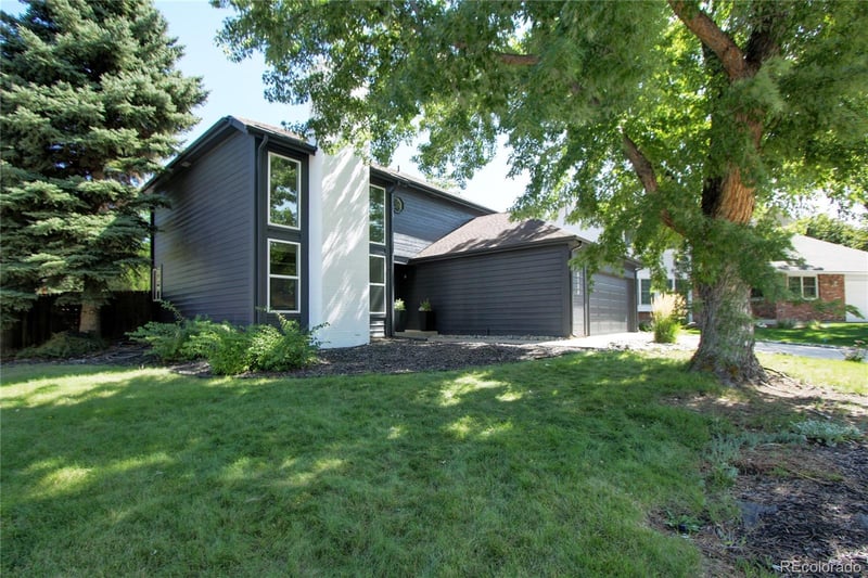 6134 Mineral Dr, Centennial, CO 80112