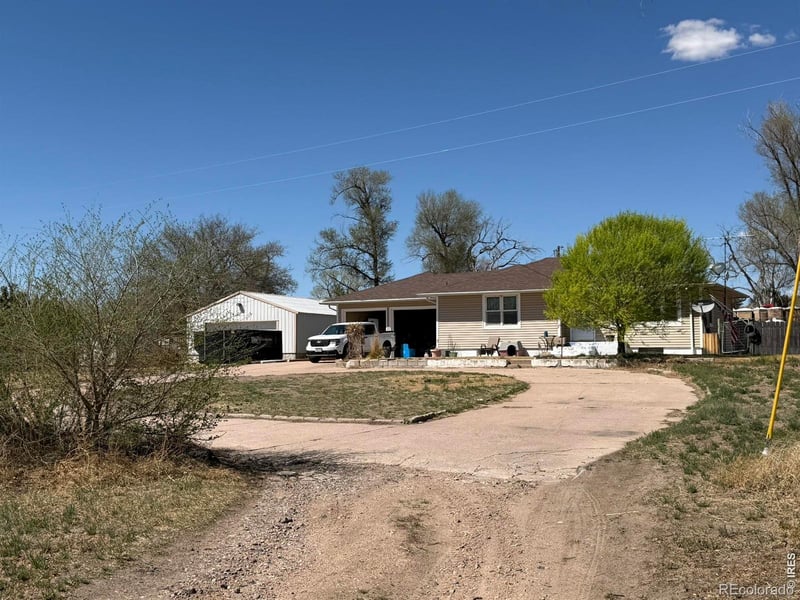 37425 Railroad St, Wray, CO 80758