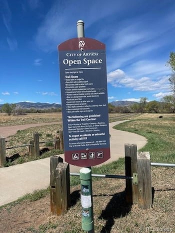 6842 Wright Ct, Arvada, CO 80004