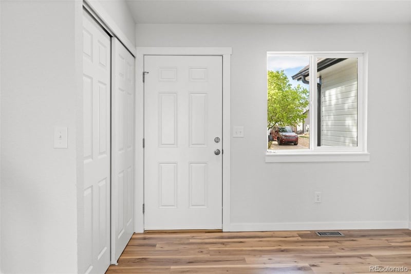 17485 Chenango Dr, Aurora, CO 80015