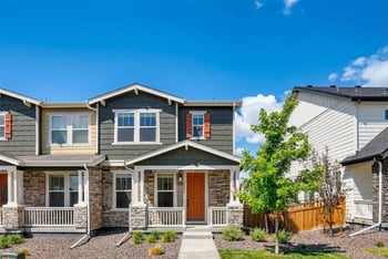 21233 63rd Dr, Aurora, CO 80019