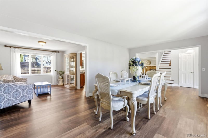 7018 Elmhurst Ave, Littleton, CO 80128