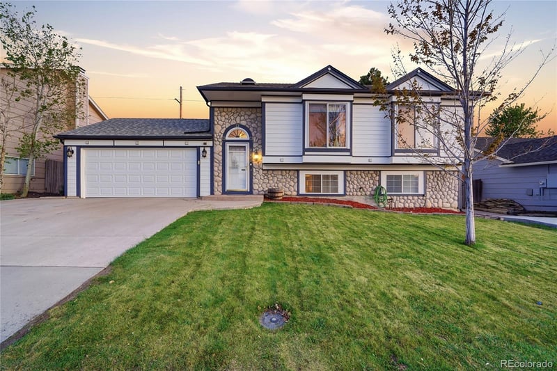 21642 Alamo Pl, Centennial, CO 80015