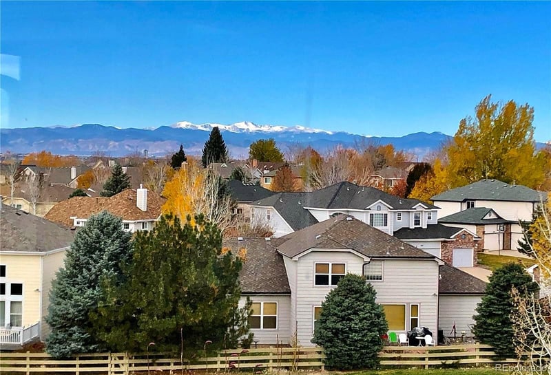 5751 Flanders Ct, Aurora, CO 80015