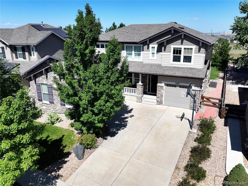 24871 Ontario Dr, Aurora, CO 80016