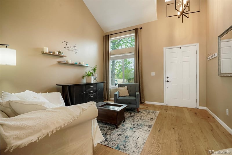 6090 Yampa St, Aurora, CO 80016