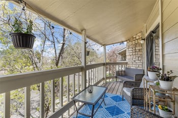 8225 Fairmount Dr #201, Denver, CO 80247