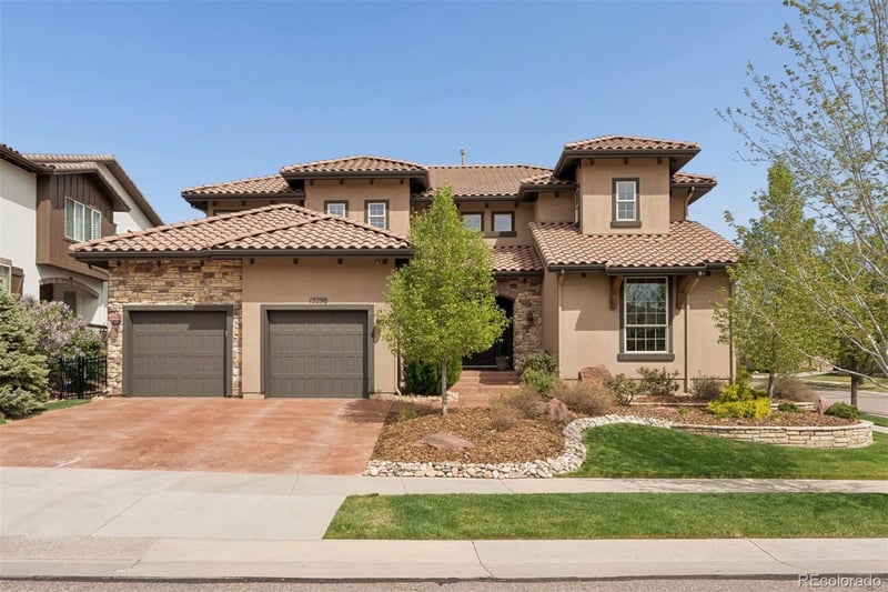 15298 W Warren Dr, Lakewood, CO 80228
