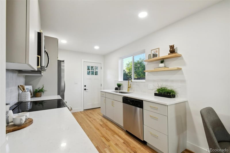6650 46th Pl, Wheat Ridge, CO 80033