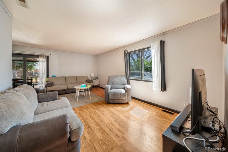 403 Western Ave, Brush, CO 80723