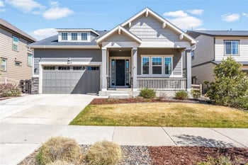 8477 Arapahoe Peak St, Littleton, CO 80125