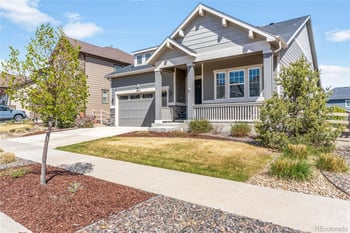 8477 Arapahoe Peak St, Littleton, CO 80125