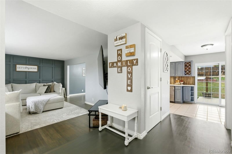 3877 Hannibal St, Aurora, CO 80013