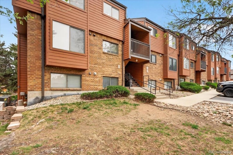 433 Wright St #101, Lakewood, CO 80228