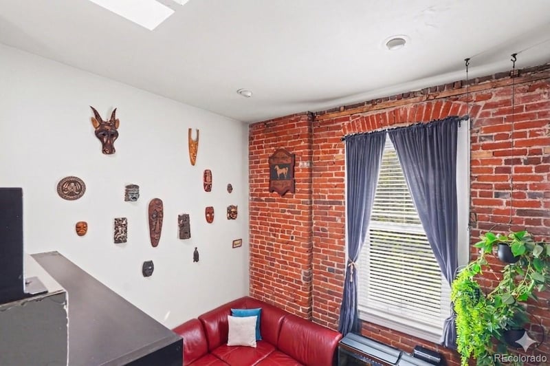 2193 Arapahoe St #14, Denver, CO 80205