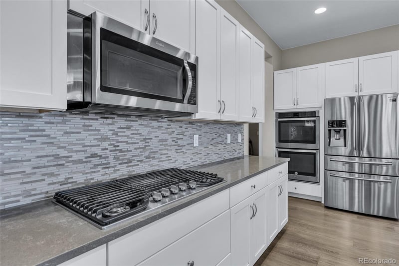 7930 Flat Rock Way, Aurora, CO 80016