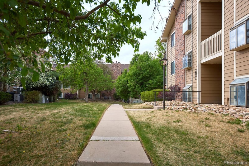 3021 Ursula Cir #301, Aurora, CO 80014