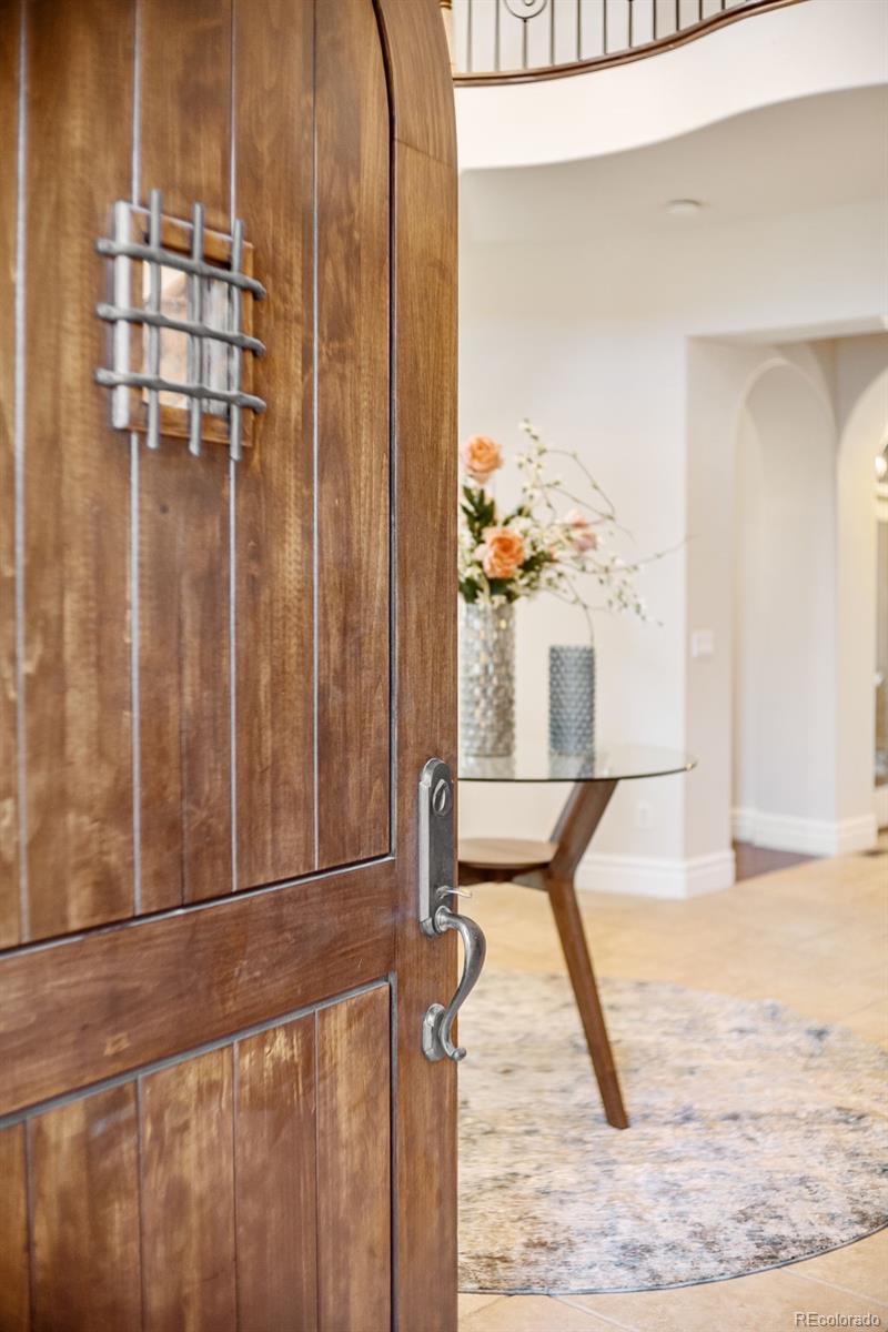 15 Foxtail Cir, Englewood, CO 80113