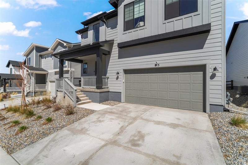 815 Simmental Loop, Castle Rock, CO 80104