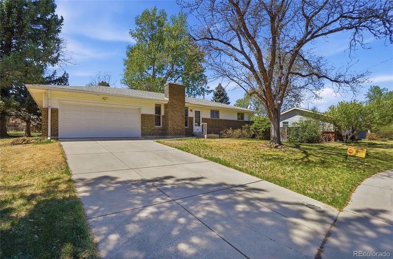 522 Caley Dr, Centennial, CO 80121
