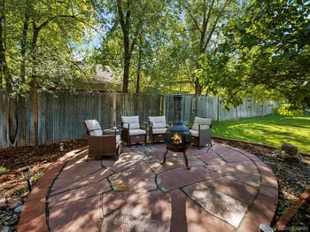 16 Lakewood Heights Dr, Lakewood, CO 80215