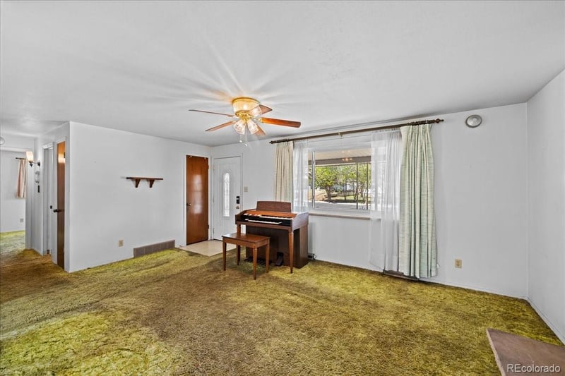 1070 Garland Way, Lakewood, CO 80226