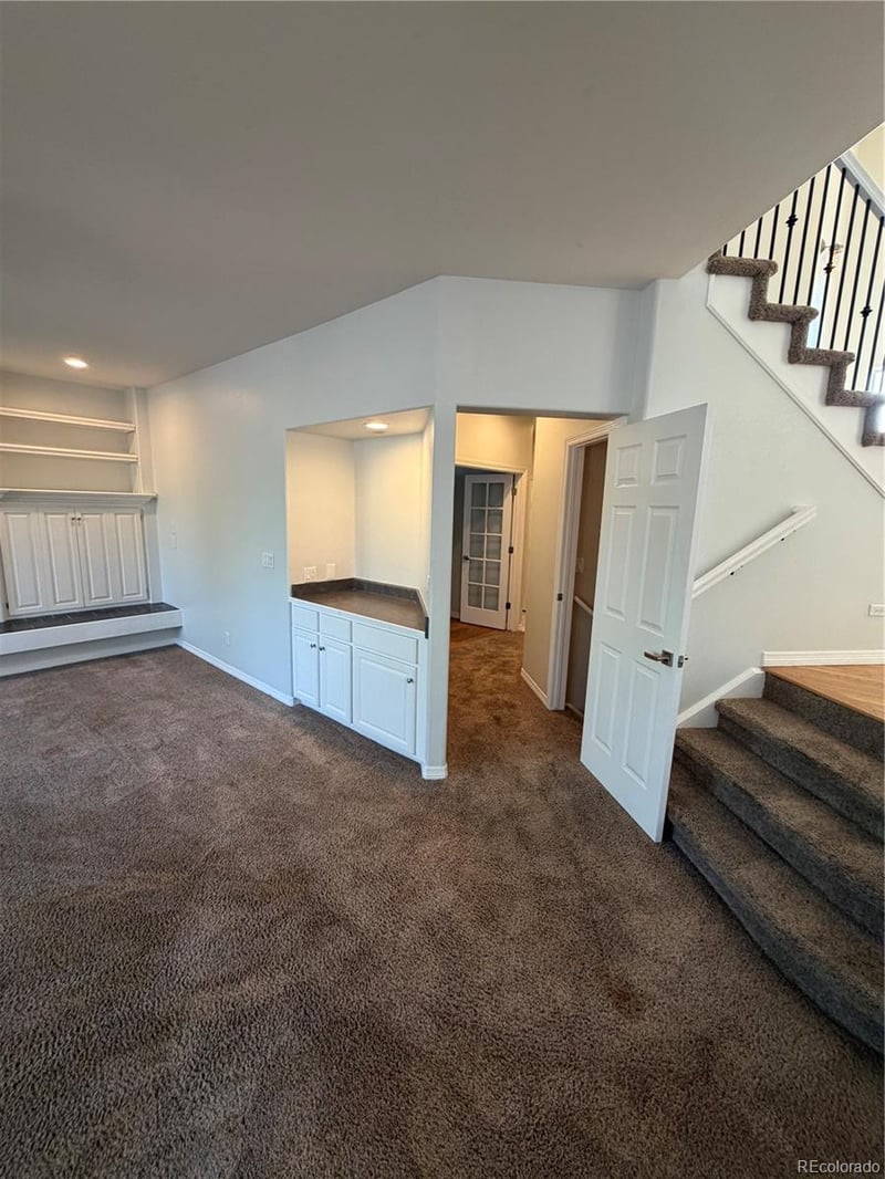 9691 Kings Mill Ln, Lone Tree, CO 80124