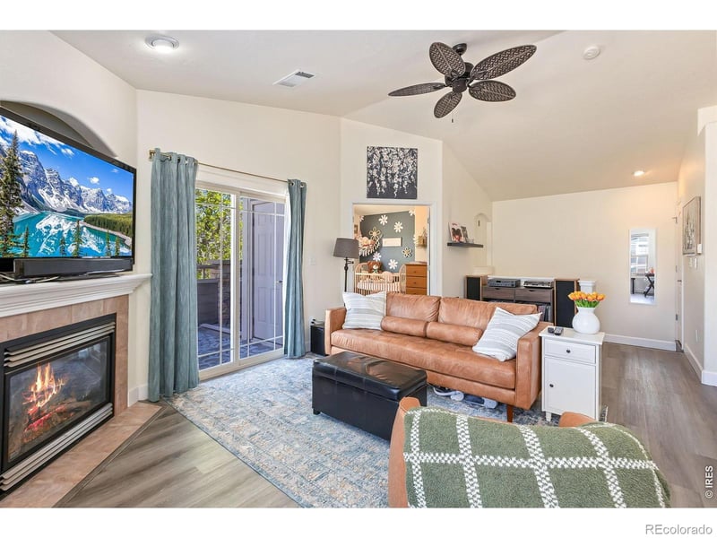 5775 29th St #811, Greeley, CO 80634