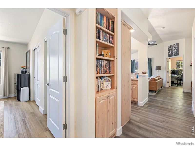 5775 29th St #811, Greeley, CO 80634