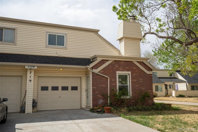 1719 Lee St #D, Lakewood, CO 80232
