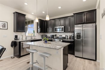 322 Patsburg St, Aurora, CO 80018