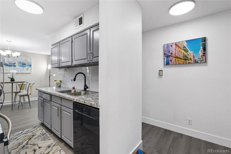 7455 Quincy Ave #204, Denver, CO 80237