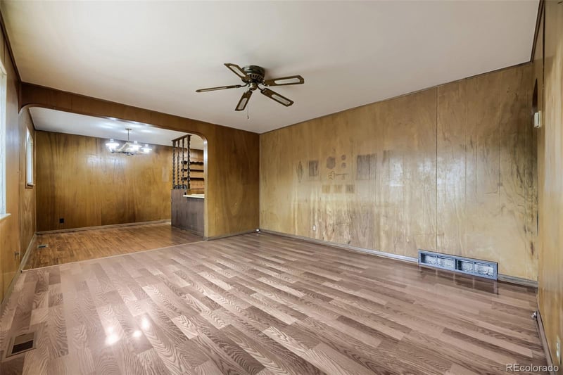 1521 Ruth Dr, Thornton, CO 80229