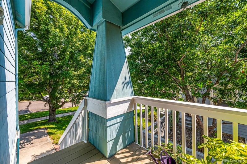 3851 Oakwood Dr, Longmont, CO 80503