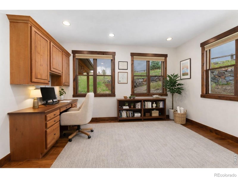 3048 Starling Ct, Castle Rock, CO 80109