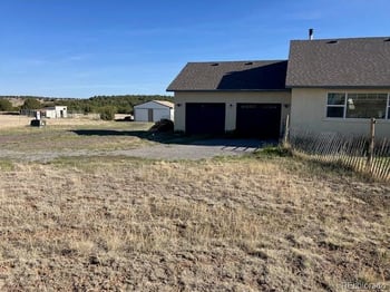 5355 Sunflower Ln, Pueblo, CO 81004