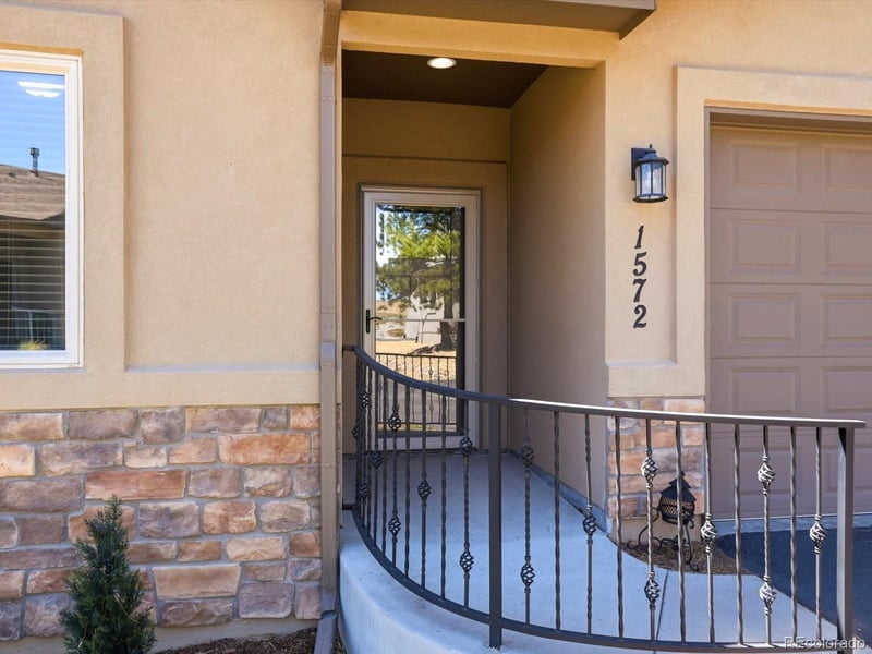 1572 Piney Hill Point, Monument, CO 80132