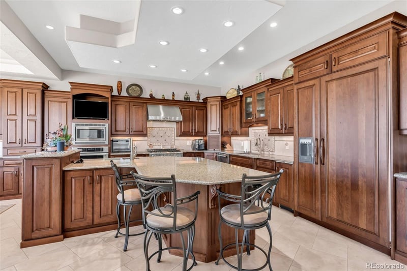 4427 Porta Fina Dr, Pueblo, CO 81001