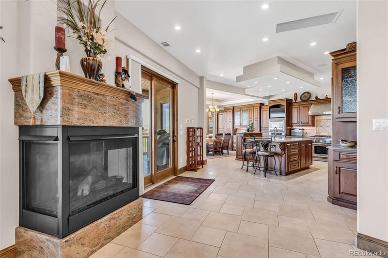 4427 Porta Fina Dr, Pueblo, CO 81001