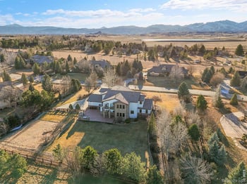 8712 Portico Ln, Longmont, CO 80503