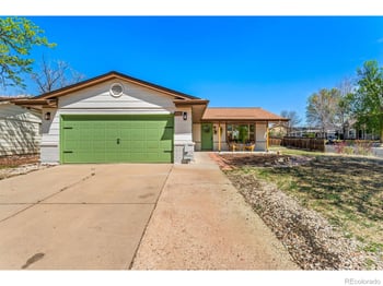 2500 Danbury Dr, Longmont, CO 80503