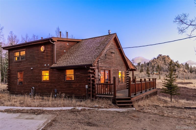 245 Outlaw Ct, Jefferson, CO 80456