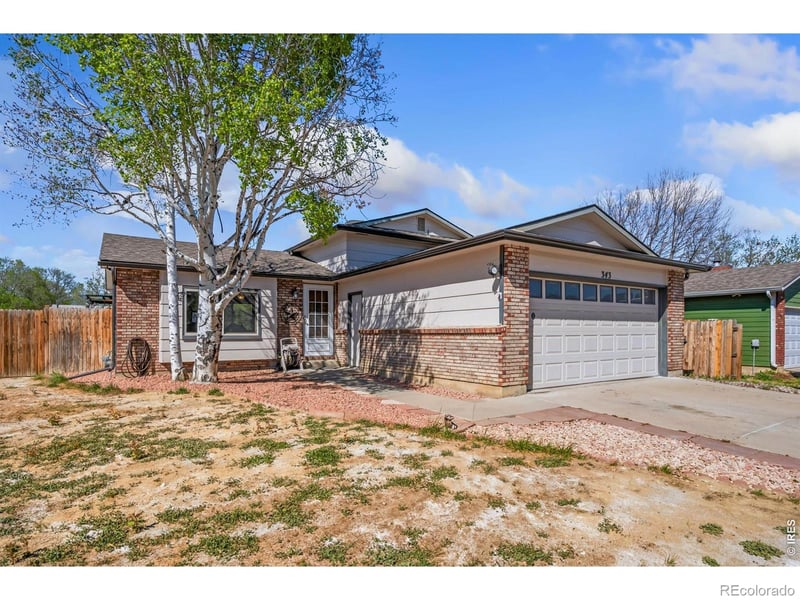 343 Hawthorn Dr, Loveland, CO 80538