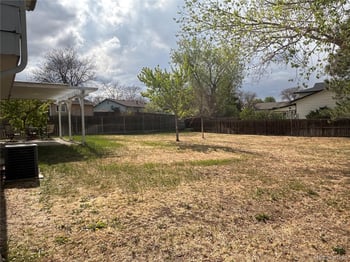 950 Waco Way, Aurora, CO 80017